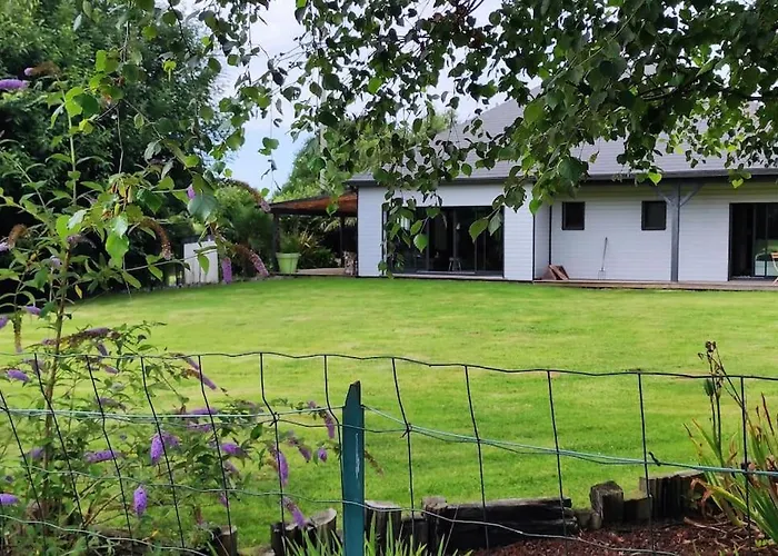 Maison Au Calme Holiday home Saint-Jean-des-Champs